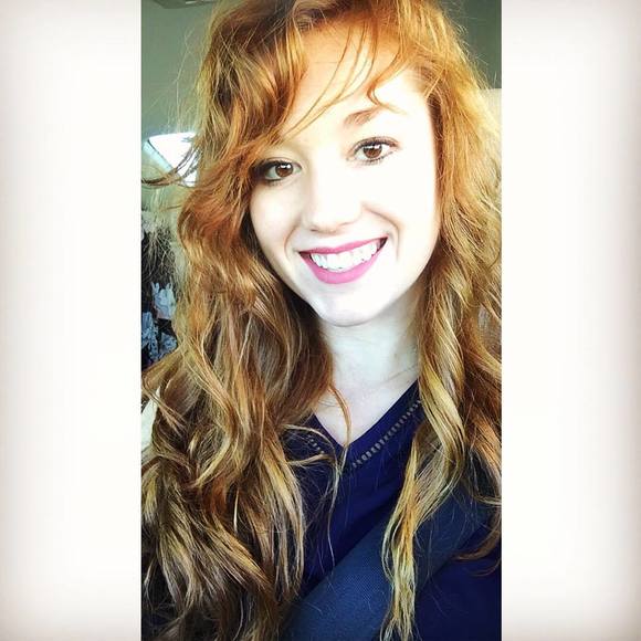 Meet your Posher, Kayla - Picture 1 of 1